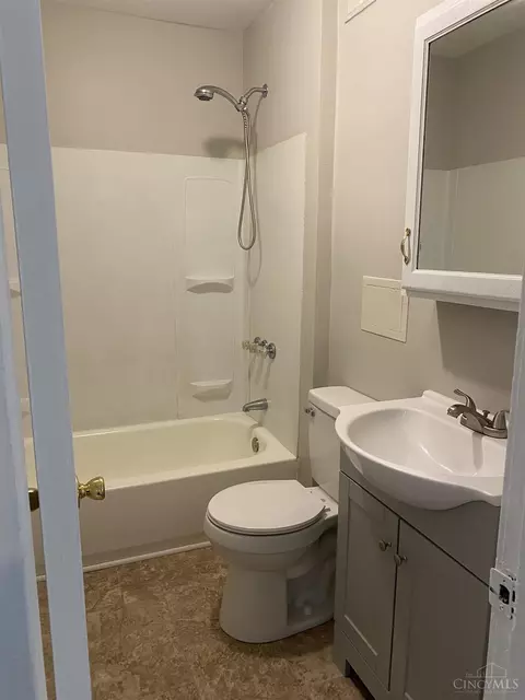 159 Richardson, Cincinnati, OH 45233 photo 9