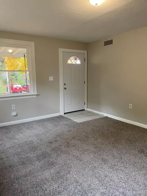 159 Richardson, Cincinnati, OH 45233 photo 3
