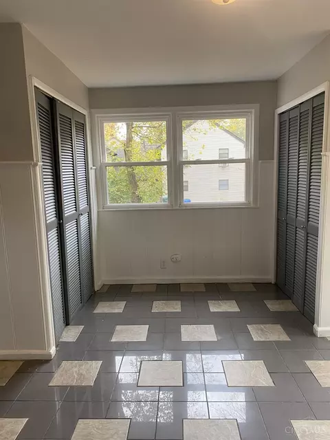 159 Richardson, Cincinnati, OH 45233 photo 7