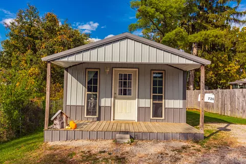 727 Elm, West Union, OH 45693
