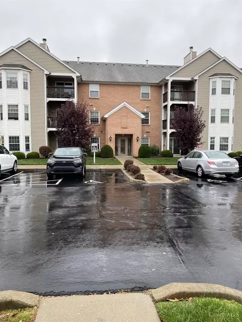 4300 Regency Ridge Ct #204, Cincinnati, OH 45248