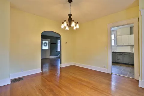 3061 Hull, Cincinnati, OH 45211 photo 9