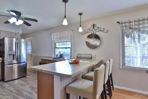 8534 Hallridge Ct, Cincinnati, OH 45231 photo 13