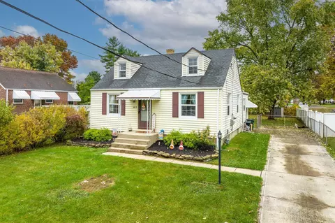 603 Smiley Ave, Springdale, OH 45246