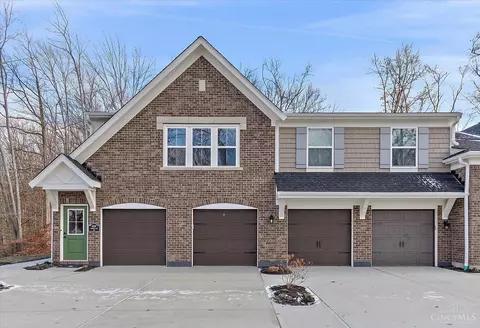 5878 Parkview Ln #201, Loveland, OH 45140