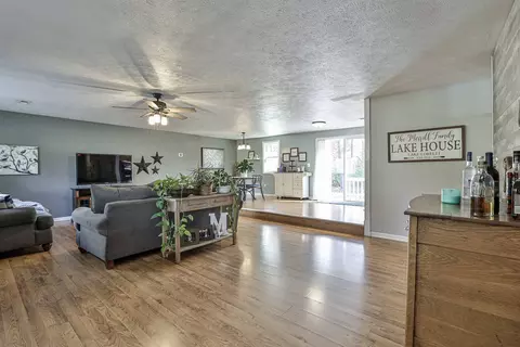 1747 Lorelei, Fayetteville, OH 45118 photo 4