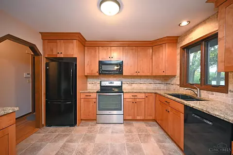 6141 Chablis Dr, Liberty, OH 45011 photo 9