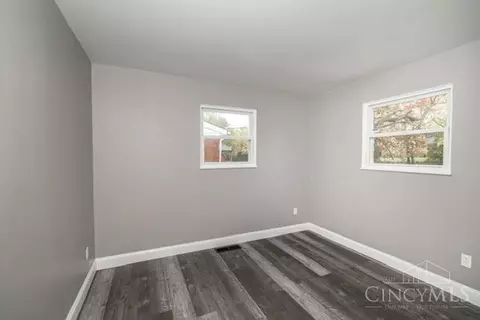 1943 Windmill, Cincinnati, OH 45240 photo 9