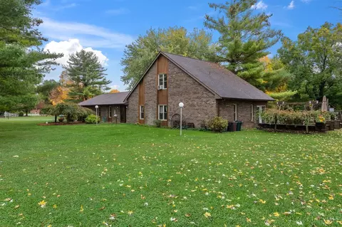 10009 Hickory Vly, Harrison, OH 45030