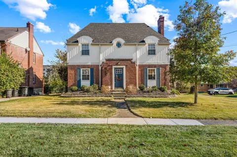 6826 Elwynne, Silverton, OH 45236