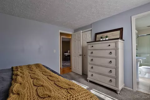 1389 Longacre Dr, Forest Park, OH 45240 photo 14