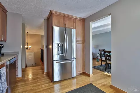 1389 Longacre Dr, Forest Park, OH 45240 photo 12