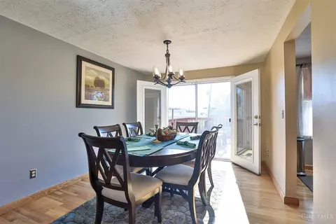 1389 Longacre Dr, Forest Park, OH 45240 photo 7