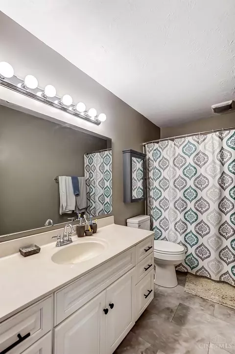 8214 Monroe, Cincinnati, OH 45236 photo 20