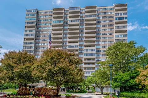 2324 Madison #1403, Cincinnati, OH 45208
