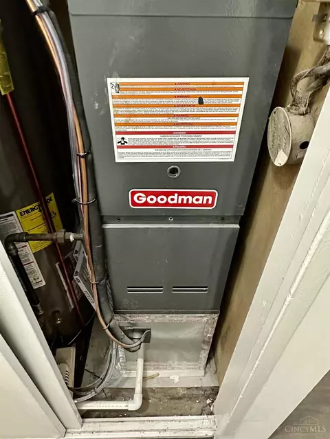 8728 Desoto, Cincinnati, OH 45231 photo 22