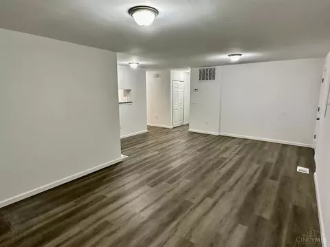 8728 Desoto, Cincinnati, OH 45231 photo 7