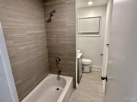8728 Desoto, Cincinnati, OH 45231 photo 9