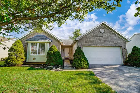 8630 Acredale Dr, West Chester, OH 45069