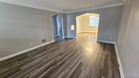 Living - 3583 Eyrich, Cincinnati, OH 45248 photo 1 of 1
