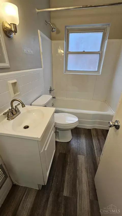 Bath - 3583 Eyrich, Cincinnati, OH 45248 photo 1 of 2