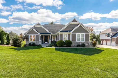 7661 Piney Meadow Ln, Cincinnati, OH 45244
