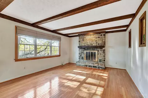 1041 Devils Backbone, Cincinnati, OH 45233 photo 10