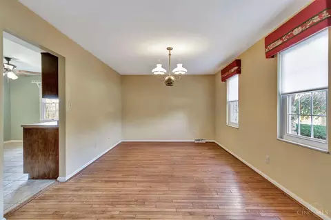 1041 Devils Backbone, Cincinnati, OH 45233 photo 4