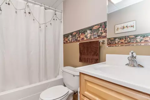 4967 Barnstable, Cincinnati, OH 45244 photo 26