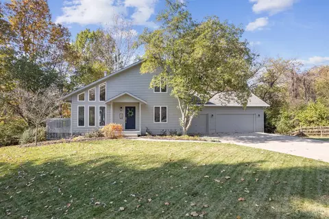 4967 Barnstable, Cincinnati, OH 45244