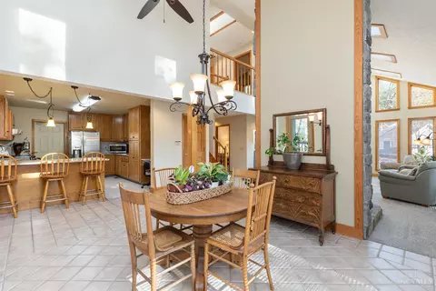 4967 Barnstable, Cincinnati, OH 45244 photo 9