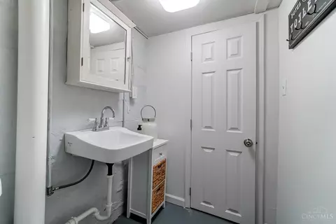 3148 Mapleleaf Ave, Cincinnati, OH 45213 photo 40