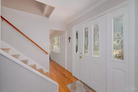 1587 Pinebluff Ln, Cincinnati, OH 45255 photo 7