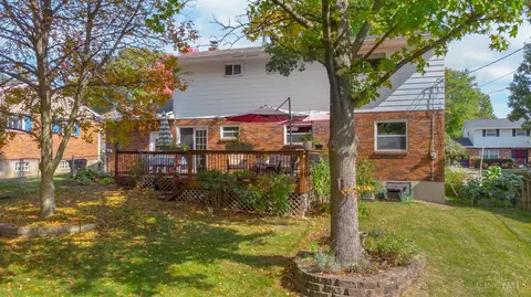 1587 Pinebluff Ln, Cincinnati, OH 45255 photo 6