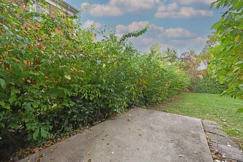 1128 Clearbrook Dr, Cincinnati, OH 45229 photo 46