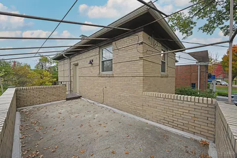 1128 Clearbrook Dr, Cincinnati, OH 45229 photo 42
