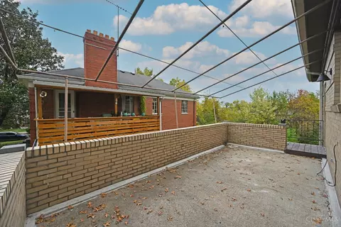 1128 Clearbrook Dr, Cincinnati, OH 45229 photo 43
