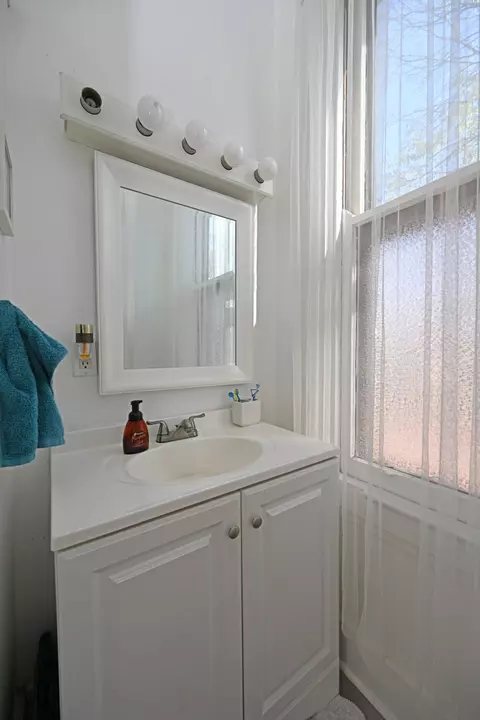 2718 Hackberry, Cincinnati, OH 45206 photo 34