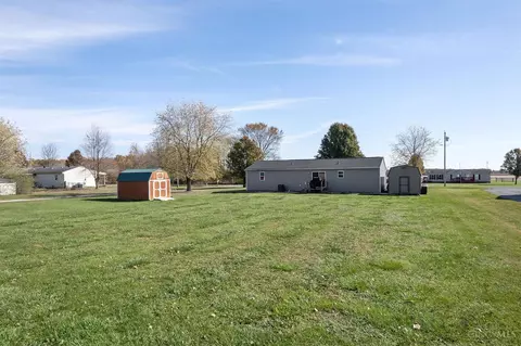 2271 Tucker, Blanchester, OH 45107 photo 25