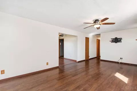 2271 Tucker, Blanchester, OH 45107 photo 21