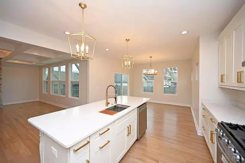 6756 Britton, Cincinnati, OH 45227 photo 42