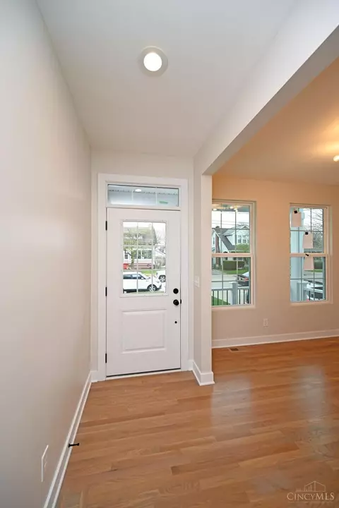 6756 Britton, Cincinnati, OH 45227 photo 32