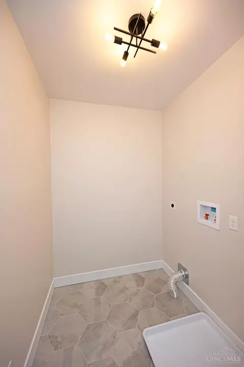 6756 Britton, Cincinnati, OH 45227 photo 19