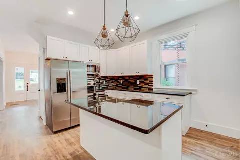 2216 Burnet, Cincinnati, OH 45219 photo 5