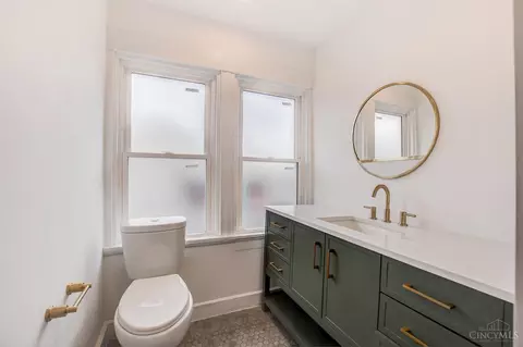 2216 Burnet, Cincinnati, OH 45219 photo 16