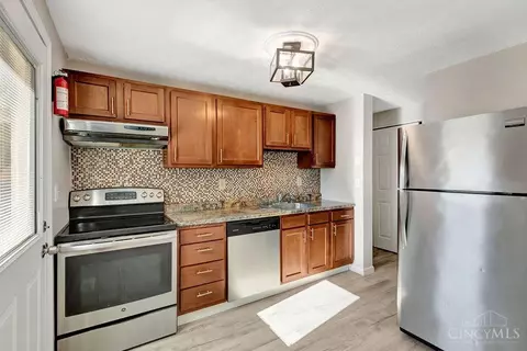 2311 Roxanna Dr, Cincinnati, OH 45231 photo 7