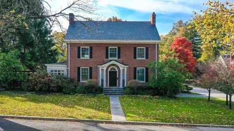 1257 Edwards Rd, Cincinnati, OH 45208 photo 2