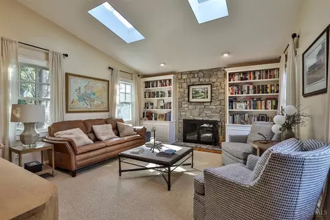 1257 Edwards Rd, Cincinnati, OH 45208 photo 9