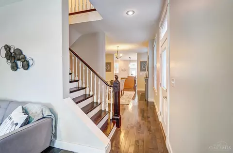 4262 Williamson, Cincinnati, OH 45223 photo 6