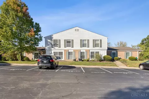 14 Moonbeam Ct, Fairfield, OH 45014